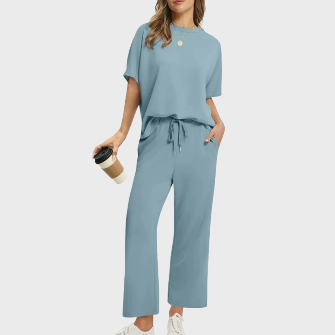 Isaksson™ | Tyra – Mjuk loungedräkt med ledig silhuett