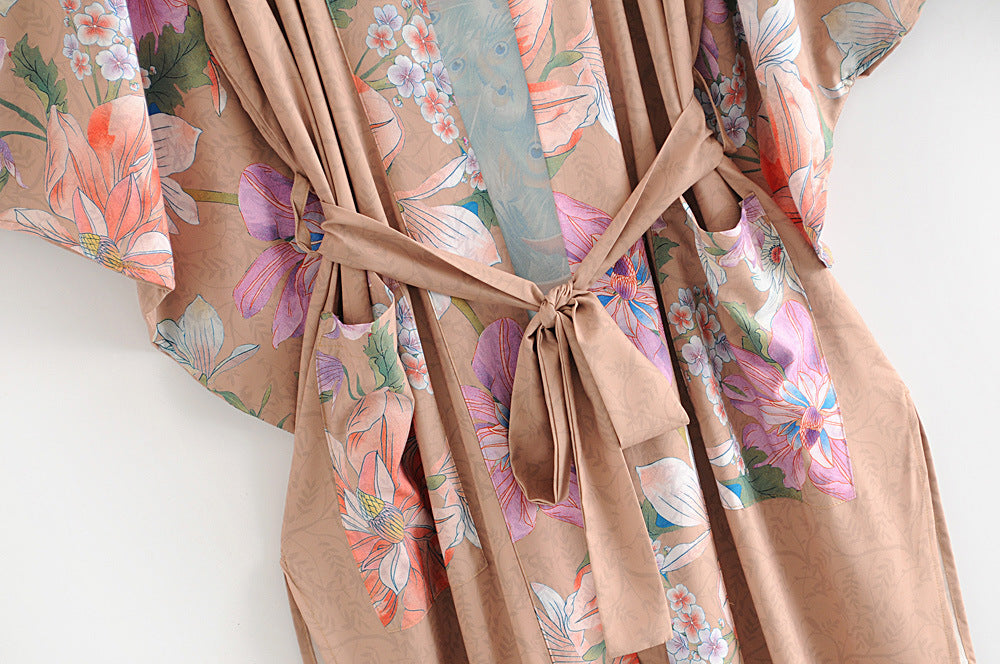 JOLIE ™ | Lång kimono med blommor & påfågelmönster | Elegant & luftig